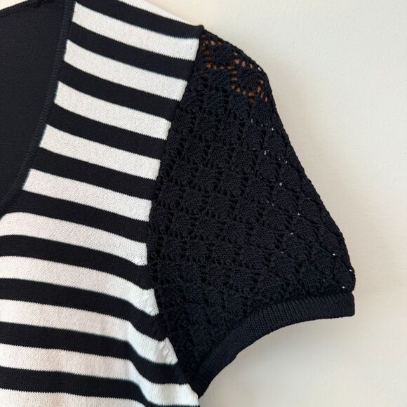 Betty Barclay Black and White Striped Floral Shirt Size 8 - Picture 3 of 6